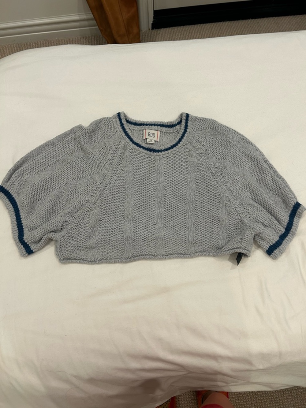 BDG Light Gray Cropped Knit Sweater with Blue Trim